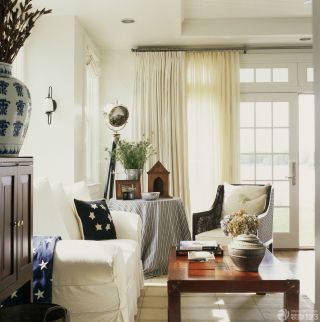 美式家居风格客厅窗帘图片