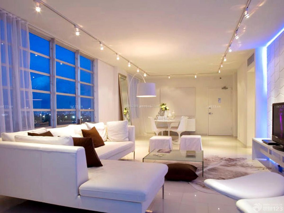 交换空间小户型客厅现代家装风格改造