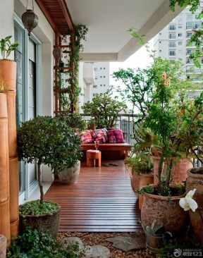 交换空间阳台设计 花卉盆景图片