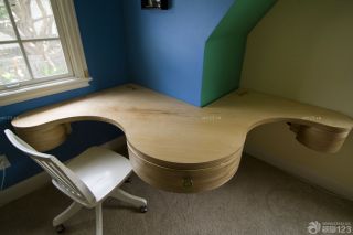 交换空间儿童房书桌设计图片