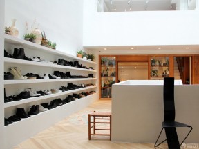 鞋店室内墙面置物架装修效果图片