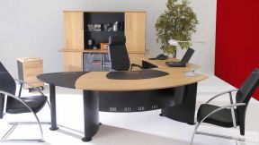 现代简约办公室装修图 办公桌椅装修效果图片
