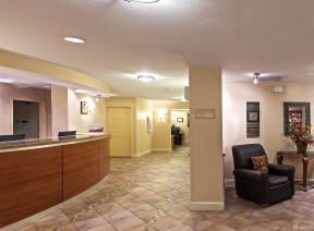 小宾馆大厅装修 杂色地砖装修效果图片