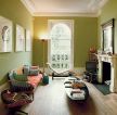 简欧家装客厅绿色墙面装修设计效果图片