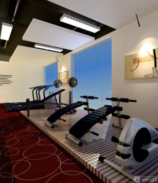 现代小型健身房室内设计装修效果图