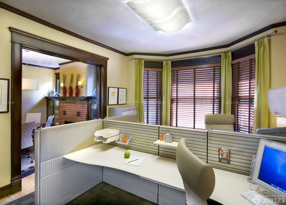 小型办公室窗帘设计效果图图片