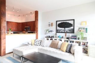 现代小户型家装客厅沙发颜色搭配