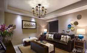 现代美式风格客厅沙发颜色搭配图