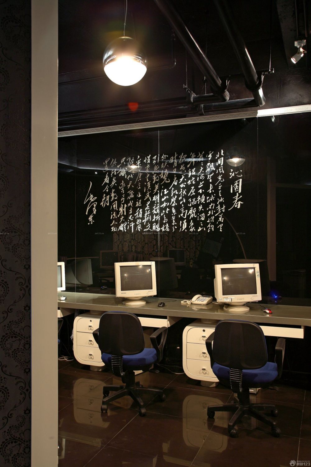 公司小办公室背景墙设计装修案例图片
