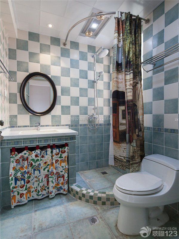 简约美式风卫生间瓷砖装修效果图