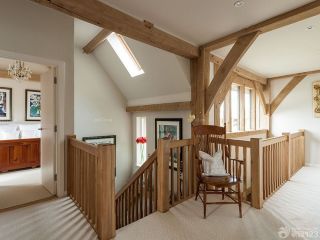 木屋小别墅中式楼梯设计效果图
