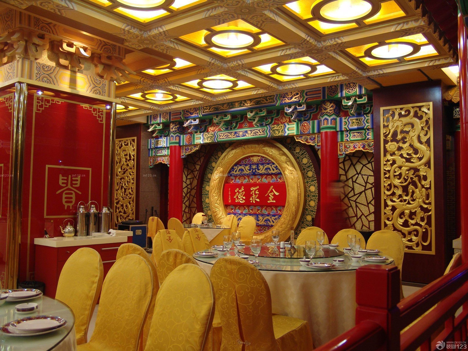 中式风格饭店大厅吊顶装修效果图片
