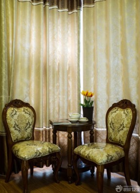 美式家装布艺窗帘装修效果图片