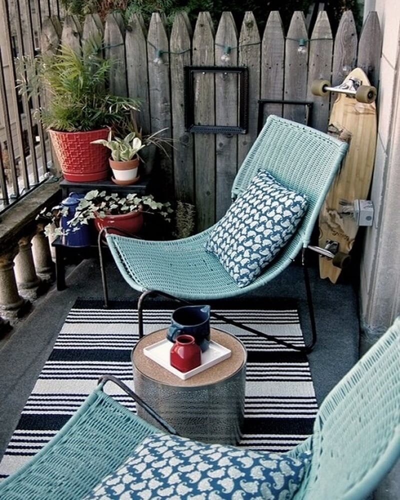 后阳台休闲创意椅子装修效果图片