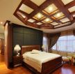 美式别墅设计卧室实木家具图片