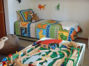 小男孩儿童房 交换空间小户型卧室