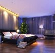现代别墅高档卧室双人床装修效果图片