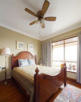 美式家装小卧室温馨布置效果图