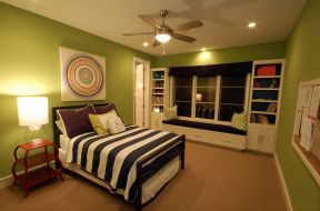 美式风格家装卧室绿色墙面装修设计效果图片