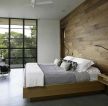 简约卧室木质床头背景墙装修设计效果图片