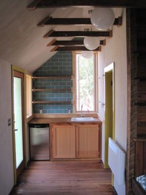 简约风格小户型 斜顶阁楼厨房装修图片
