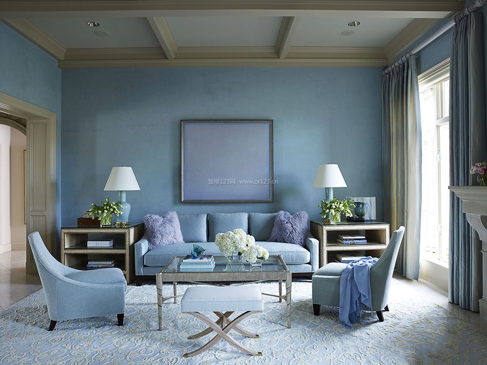 现代风格客厅蓝颜色墙面装修效果图片