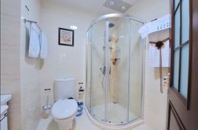 现代家装卫生间米白色瓷砖效果图