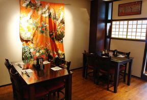 日式饭店装修效果图 墙面装饰装修效果图片