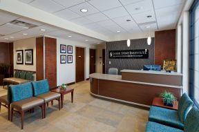 小型医院大厅接待台设计效果图片