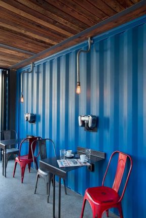 咖啡厅装修图片 深蓝色墙壁