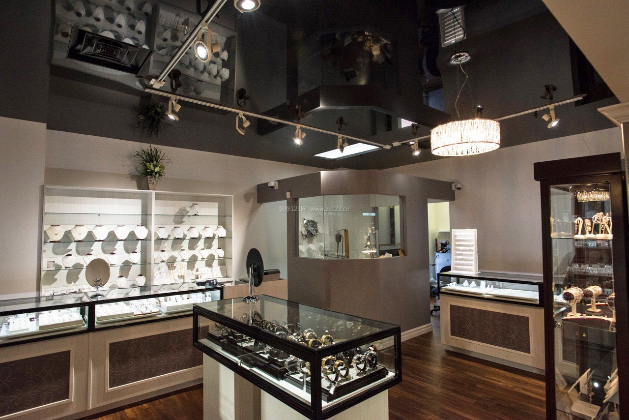小型珠宝店室内产品展示柜设计效果图片