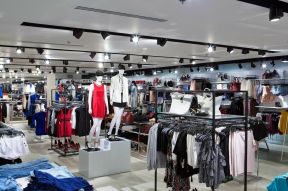 30平米服装店装修图 服装店射灯装修