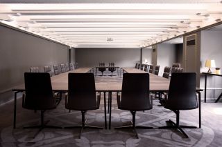 黑白风格政府会议室装修效果图
