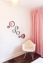 女生小卧室设计粉色窗帘装修效果图片