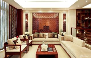 新中式风格客厅沙发背景墙镂空雕花隔断装修效果图