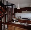 复式家装厨房和客厅的隔断设计图