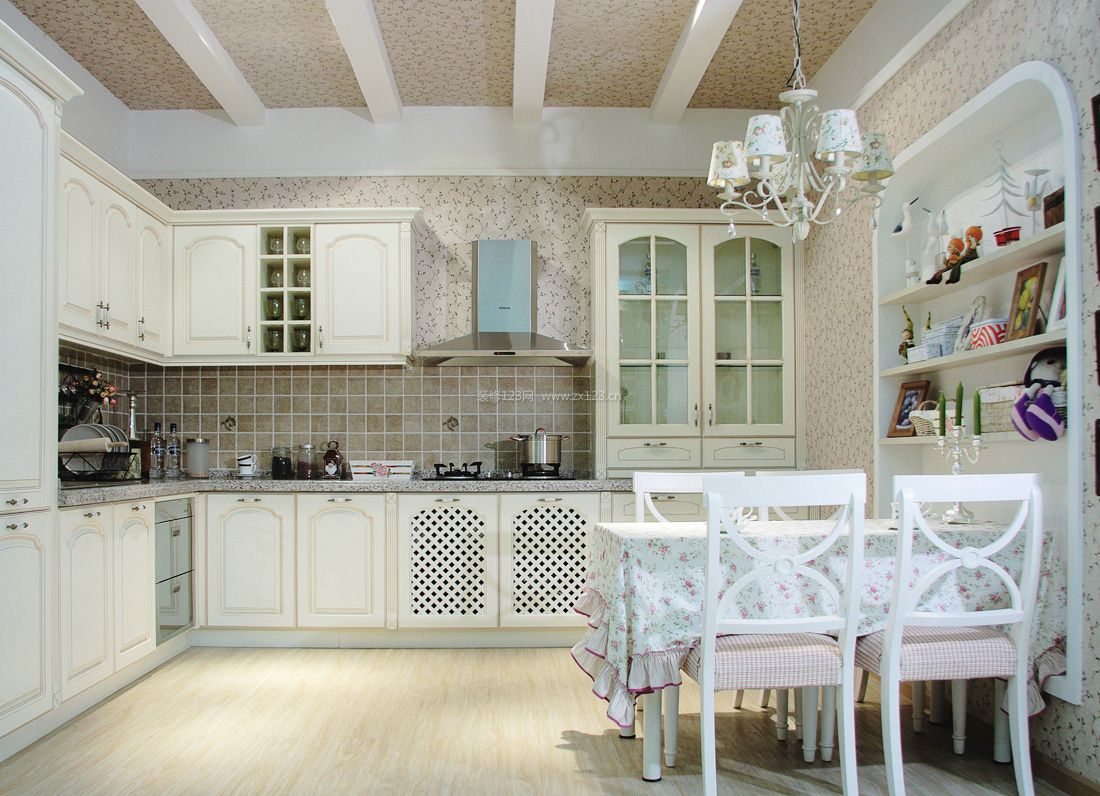 欧式家装设计厨房橱柜效果图片