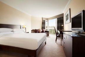 酒店房间图片 纯色壁纸装修效果图片