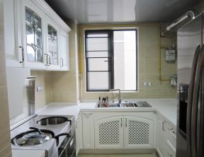 欧式厨房橱柜 小户型家装设计效果图