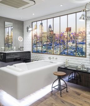 欧式卫浴展厅设计白色浴缸装修效果图片