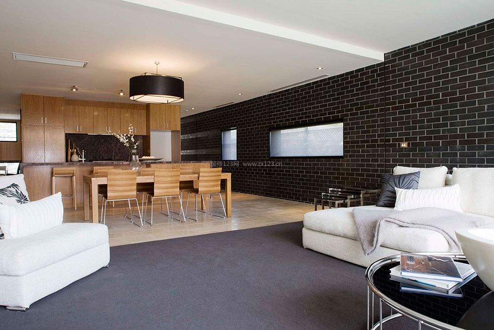 现代家装客厅黑色墙面装修设计效果图片