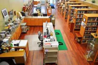 现代混搭设计风格大型图书馆地面地板装修