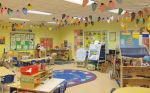 幼儿园装修设计吊饰布置图片