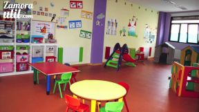 幼儿园室内装修图 幼儿园地板装修效果图