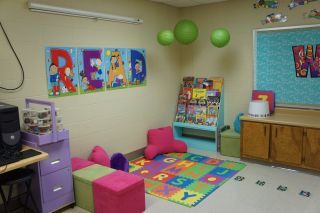 幼儿园墙面装饰画装修效果图片