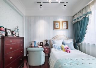 美式家装风格儿童房床头背景墙装修效果图片