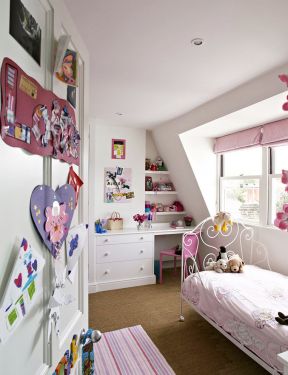 女孩卧室设计 墙面设计装修效果图片
