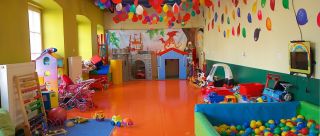 现代幼儿园地板装修效果图片