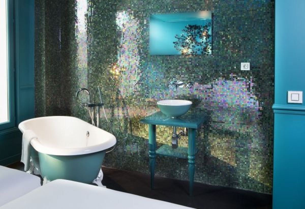欧式混搭卫浴展厅马赛克墙面装修效果图片
