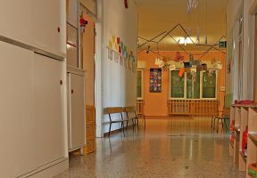 幼儿园走廊装修图片 大理石地砖装修效果图片